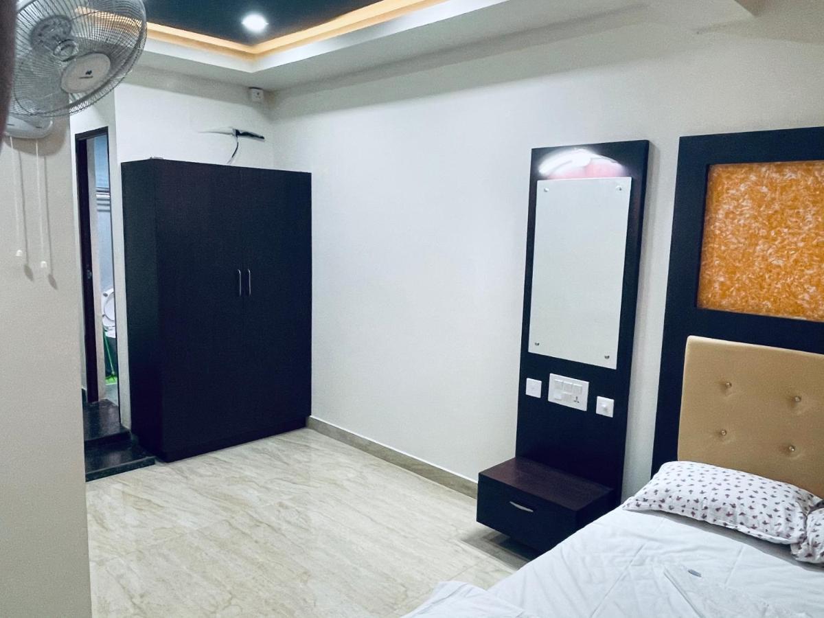 Bassac Residency Hotel Changanācheri Buitenkant foto